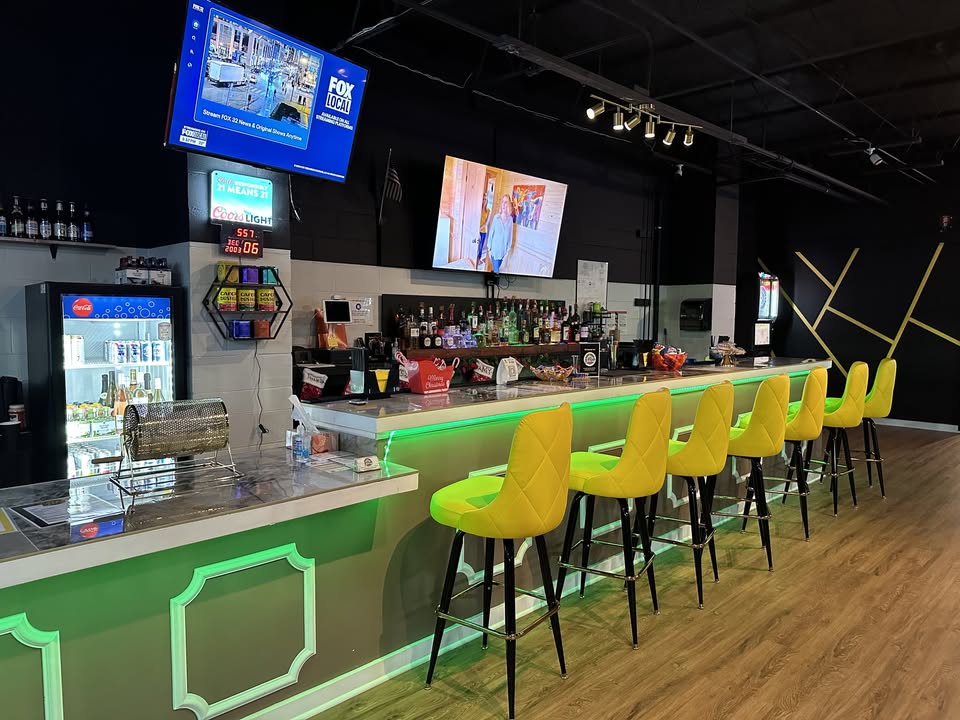 Lucky Stop Cocktail and Gaming Lounge